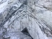 Кварцит Crystal Venato